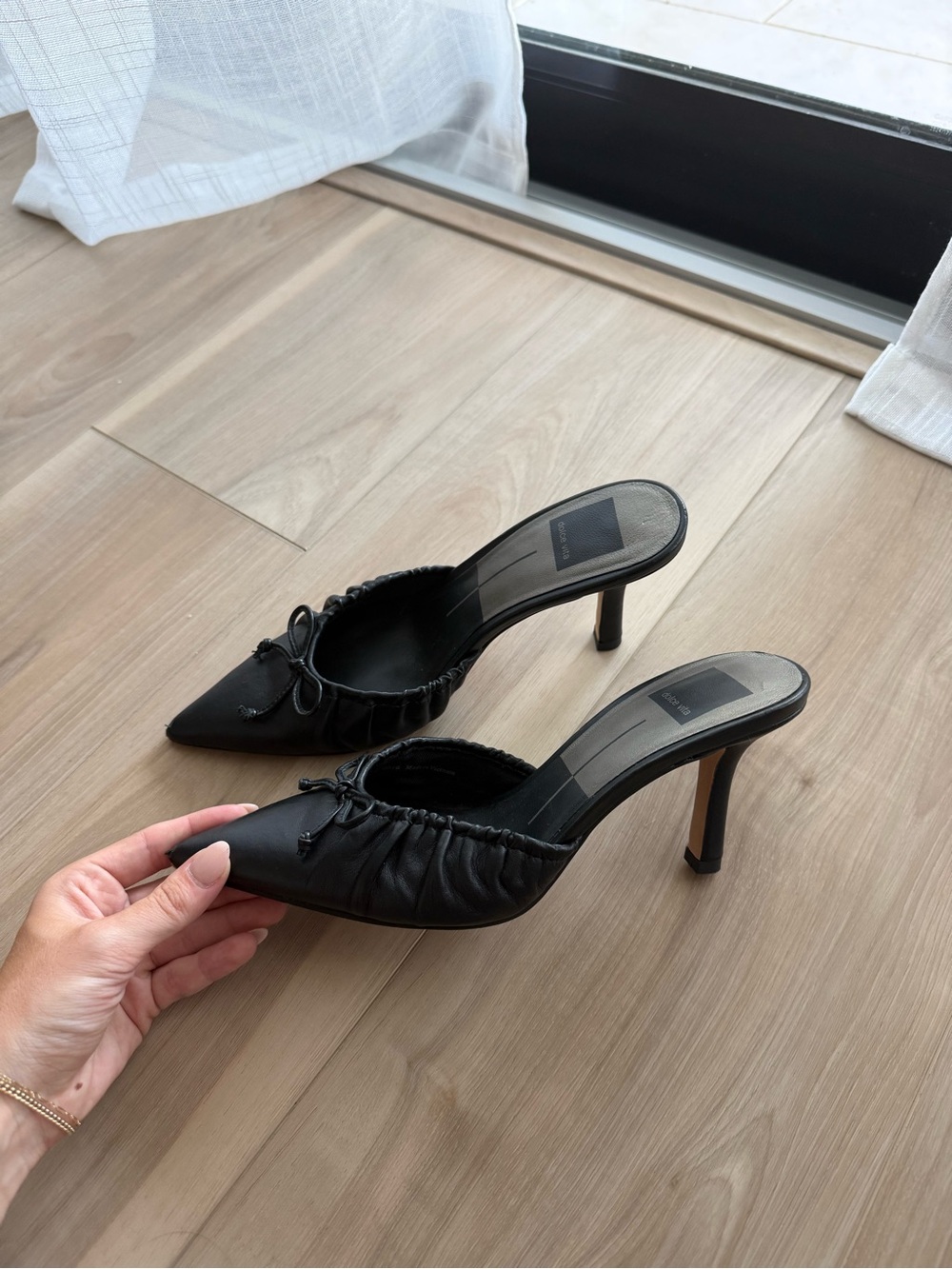 Dolce Vita Black Ruched Pointed-Toe Mule Heels - Picture 3 of 5
